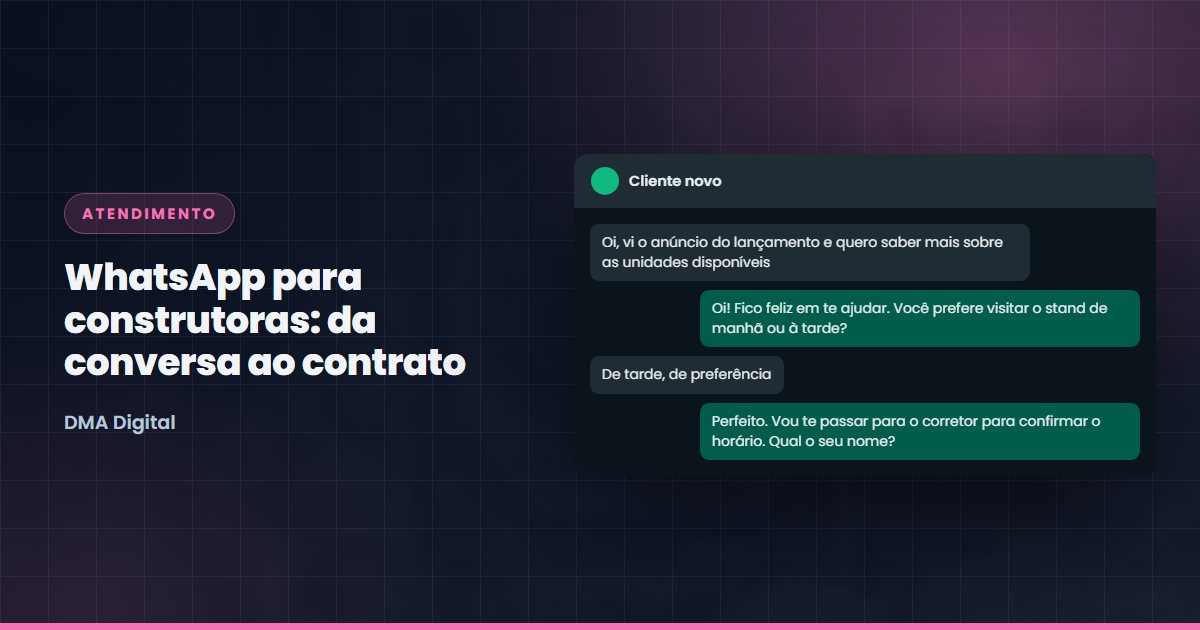 Dono de construtora no celular respondendo mensagens de WhatsApp
